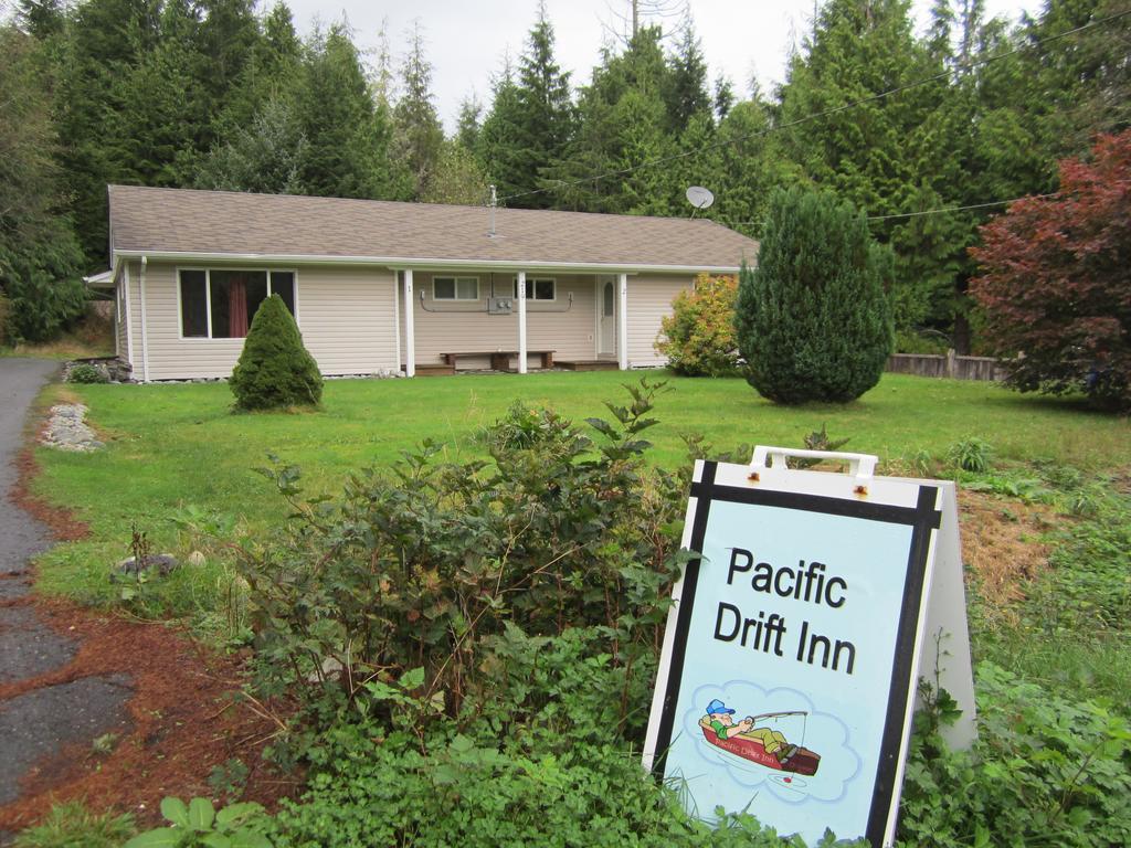 Pacific Drift Inn Ucluelet Room photo